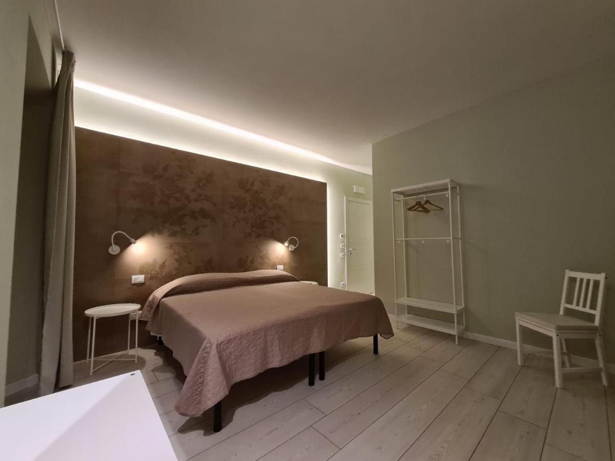 B&B Locanda De' Colli Синья Экстерьер фото