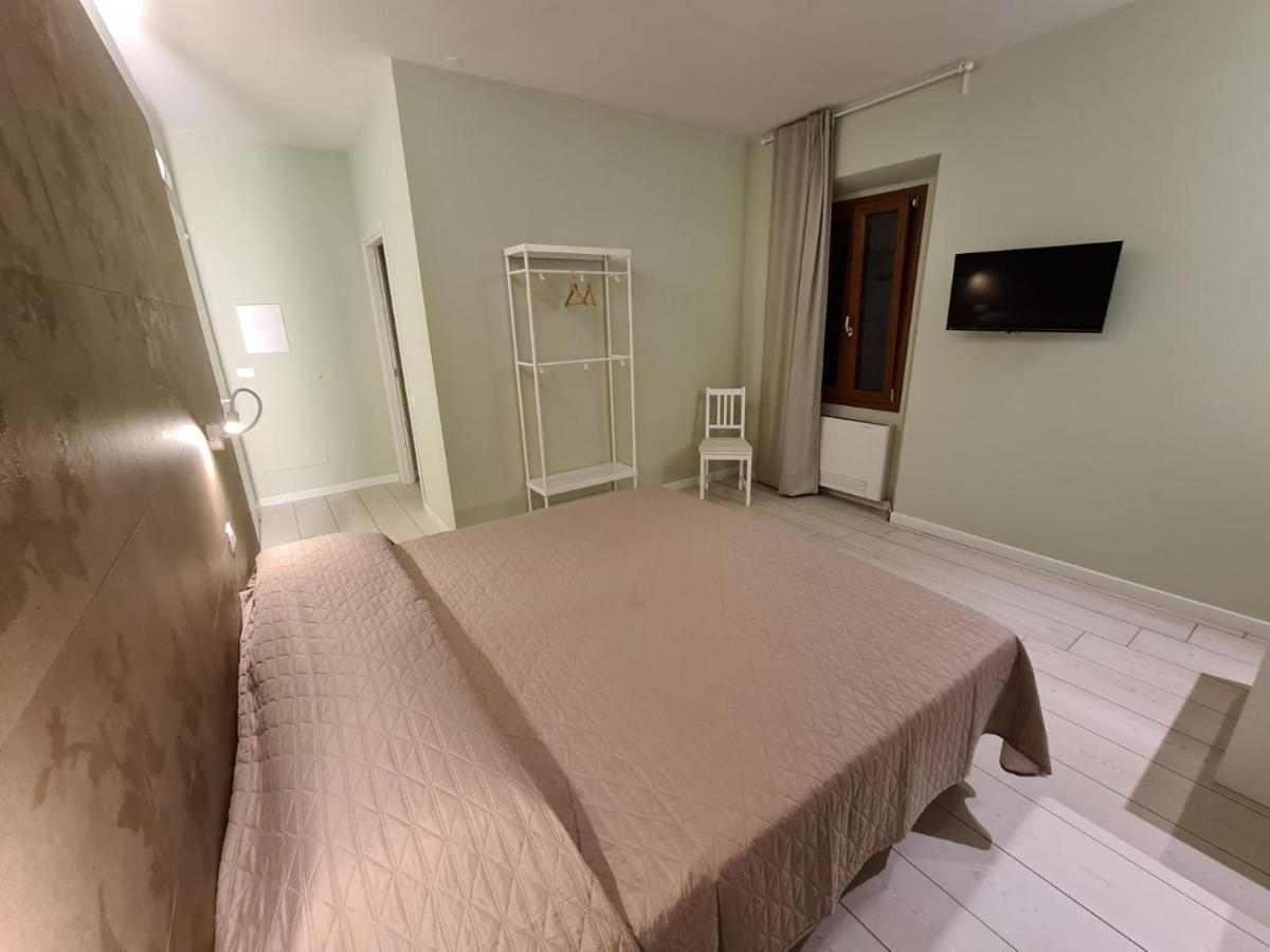 B&B Locanda De' Colli Синья Экстерьер фото